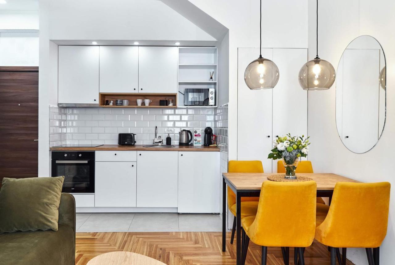 Modern Living Apt - Emberly - Private Parking Novi Sad Exteriér fotografie